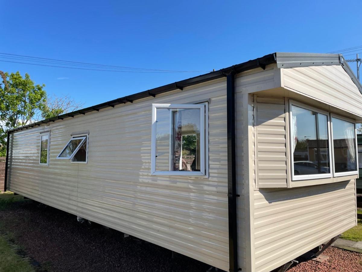 Two Bedroom Willerby Parkhome In Uddingston, Glasgow Apartment Uddingston